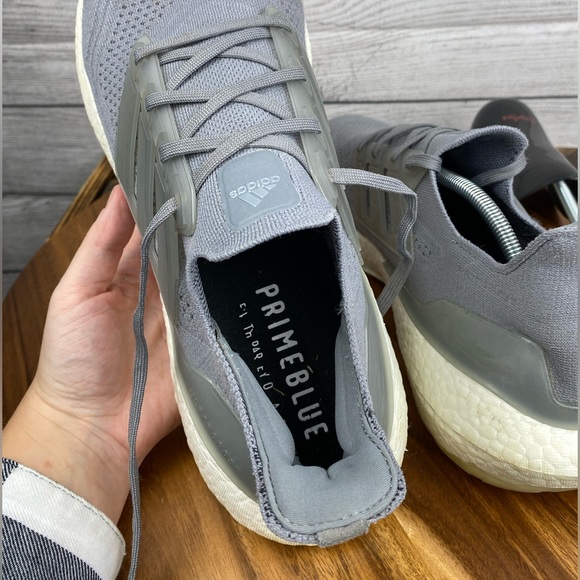 adidas Men’s Ultra Boost 21 Grey White Shoe FY0381 Sneaker Size 12.5 - Picture 9 of 11